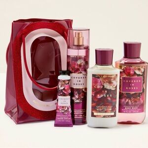 Bath & Body Works Covered in Roses Gift Set - Red